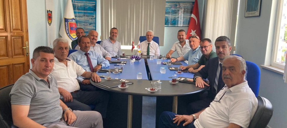 Türkiye Şoförler ve Otomobilciler Federasyonu (TŞOF) Başkanı Apaydın'dan Gelibolu Ziyareti