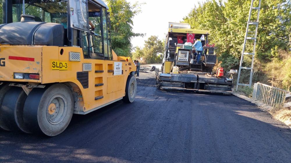 Erzin’de 6,5 km Asfalt Serimi Tamamlandı: Yollar Modernize Ediliyor