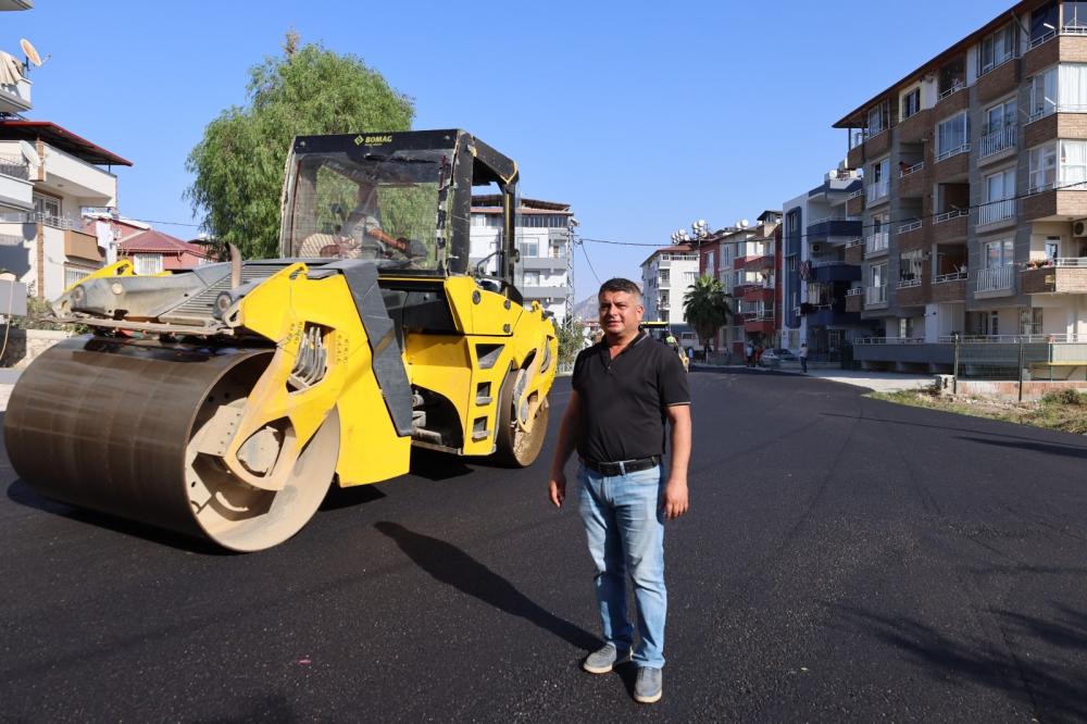 HATAY BÜYÜKŞEHİR BELEDİYESİ, ÇEKMECE MAHALLESİ’NDE YOL ÇALIŞMALARINA BAŞLADI