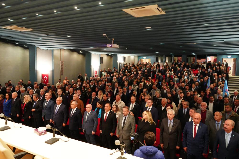 Demokratik Sol Parti’nin 39. Yıl Gururu TES-İŞ’te Kutlandı