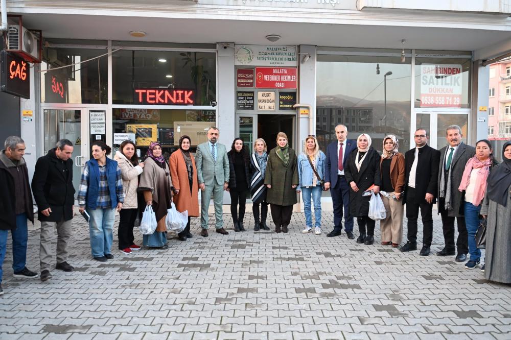  Malatya’da Kadın Girişimcilerle Tarım Toplantısı Düzenledi