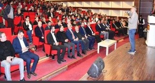 ADIYAMAN’DA DEPREM FARKINDALIK KONFERANSI: GÖRÜR’DEN ÖNEMLİ TAVSİYELER
