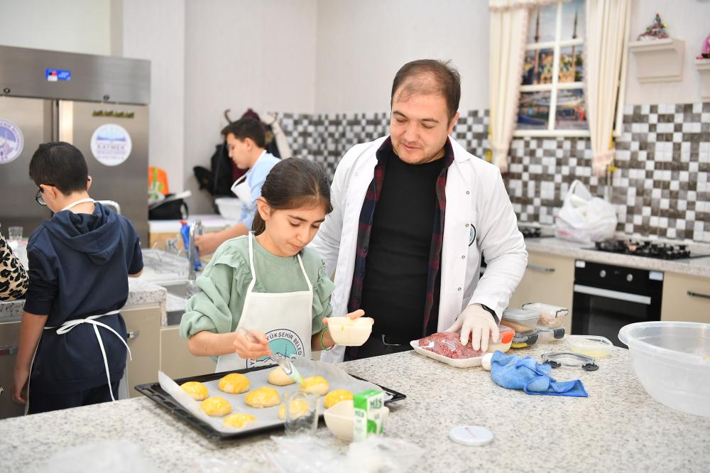 KAYSERİ’DE ÇOCUKLAR KAYMEK ETKİNLİKLERİNDE HEM ÖĞRENDİ HEM EĞLENDİ