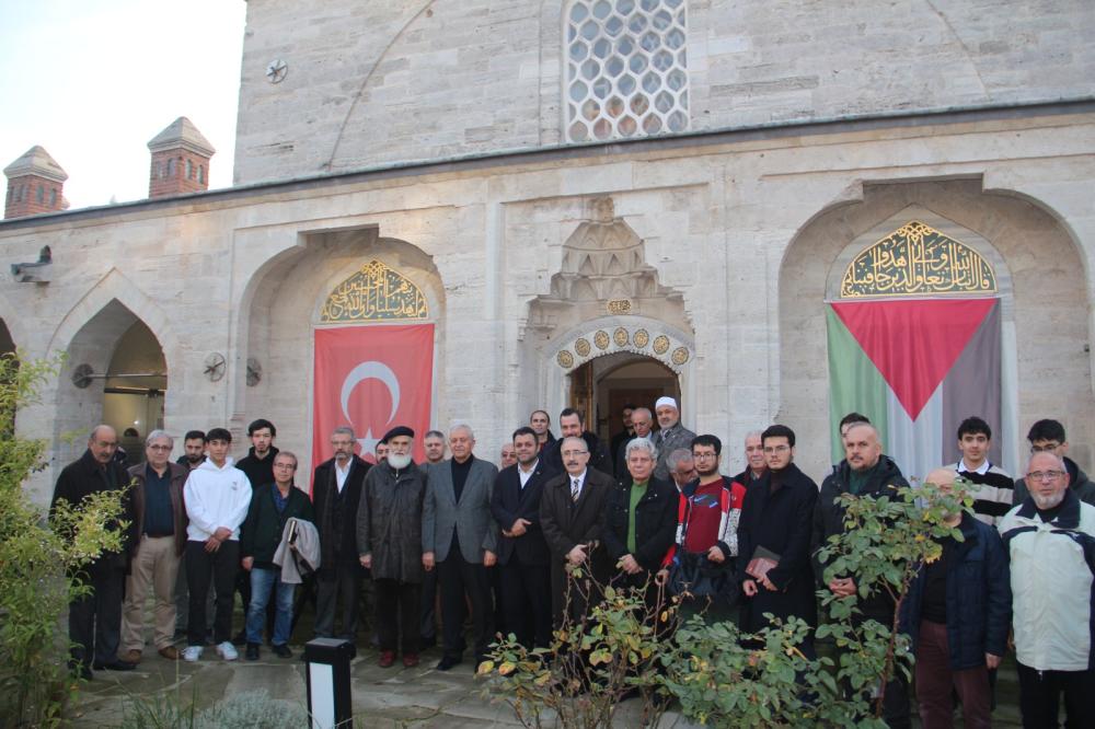 FATİH’İN EBEDÎ SAKİNLERİ PROGRAMINDA: FATİH SULTAN MEHMED ANLATILDI VE ANILDI