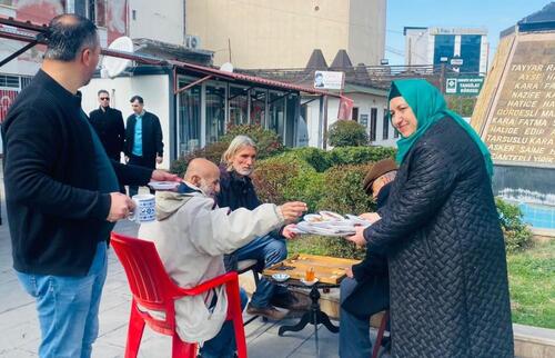 OSMANİYE'DE 6 ŞUBAT’TA ESNAFA TATLI İKRAMI