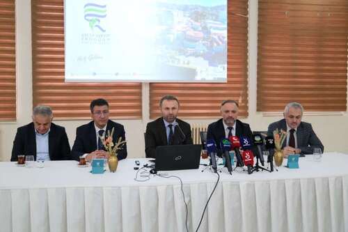 RTEÜ REKTÖRÜ BASINLA BULUŞTU: ÜNİVERSİTENİN BAŞARILARI VE HEDEFLERİ ANLATILDI