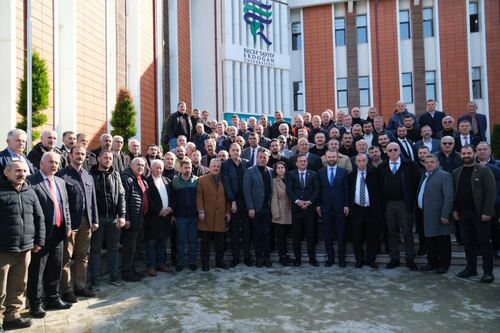 RTEÜ REKTÖRÜ PROF DR. YILMAZ, RİZE’DEKİ MUHTARLARLA BULUŞTU