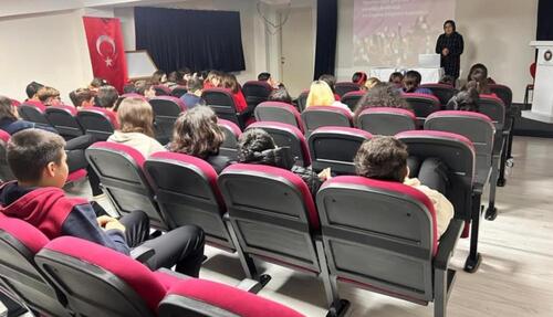 GELİBOLU’DA ÖĞRENCİLERE 