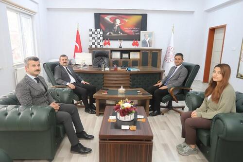 KAYMAKAM MERT KUMCU, ÇUKURCA’DAKİ KAMU KURUMLARINI ZİYARET ETTİ