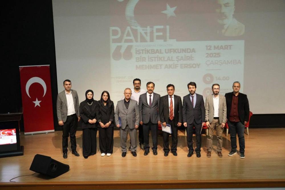 ADIYAMAN ÜNİVERSİTESİ’NDE MEHMET AKİF ERSOY PANELİ GERÇEKLEŞTİRİLDİ