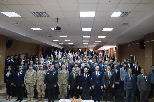 KAYMAKAM MERT KUMCU: “İSTİKLAL MARŞI, BAĞIMSIZLIK MÜCADELEMİZİN SİMGESİDİR”