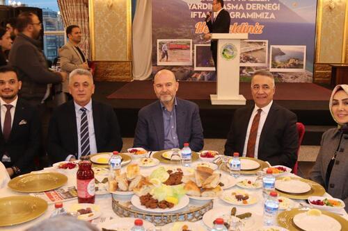 SÜLEYMAN SOYLU, KASTAMONU ÇATALZEYTİNLİLER YARDIMLAŞMA DERNEĞİ'NİN İFTAR YEMEĞİNDE BULUŞTU