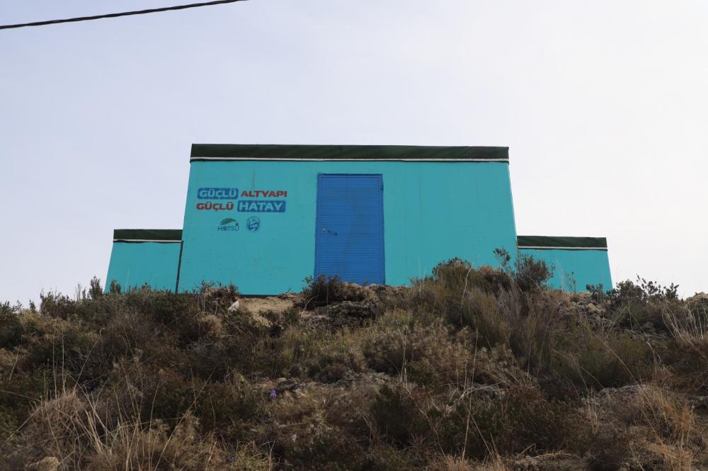 HATAY’IN MANSURLU MAHALLESİ’NE YENİ İÇME SUYU DEPOSU YAPILDI