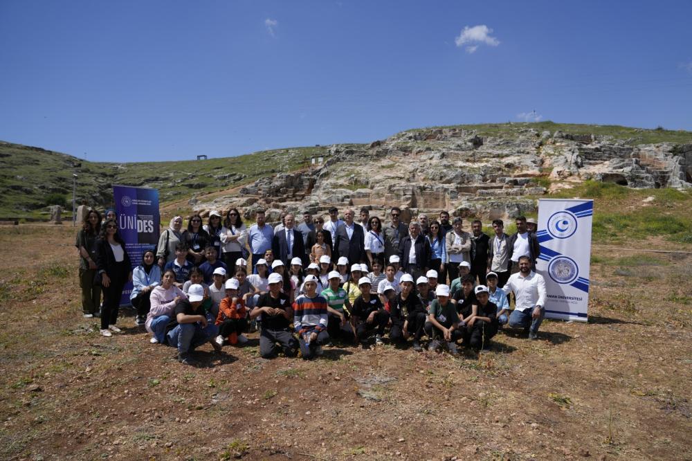 ADIYAMAN ÜNİVERSİTESİ'NDEN MİNİK KAŞİFLERE TARİHİ YOLCULUK
