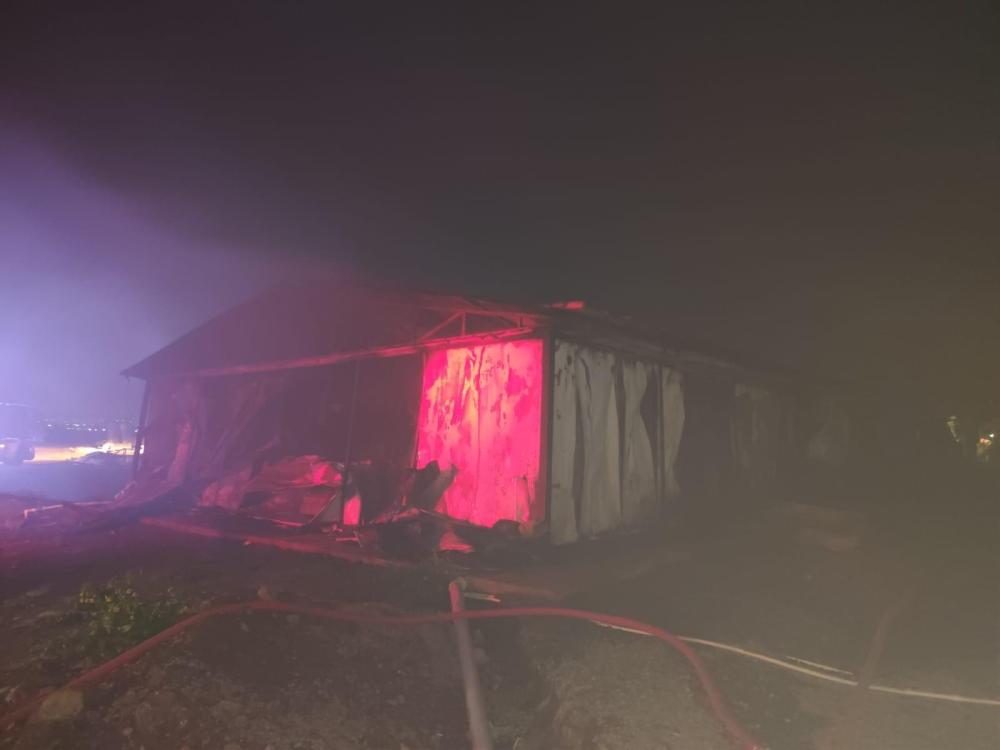 ŞANLIURFA SİVEREK'TE YANGIN PANİĞİ! TOKİ İNŞAATI HIZLA KONTROL ALTINA ALINDI