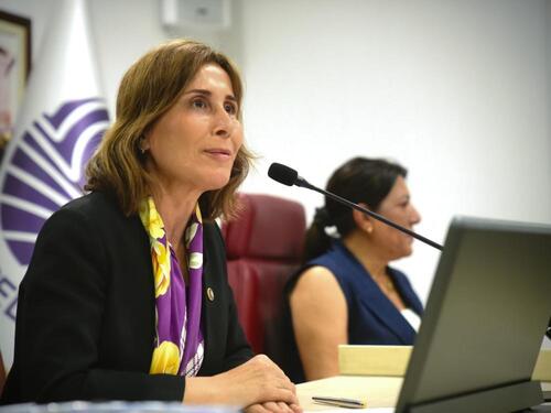 ÖZGÜR ÖZEL’E SALDIRIYA SEYHAN MECLİSİNDEN ORTAK TEPKİ