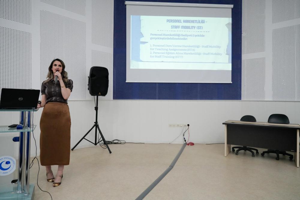 ADIYAMAN ÜNİVERSİTESİNDE ERASMUS+ BİLGİLENDİRME GÜNÜ