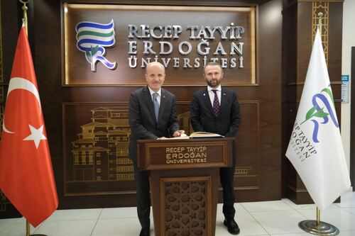 YÖK BAŞKANI PROF. DR. EROL ÖZVAR RTEÜ'Nİ ZİYARET ETTİ