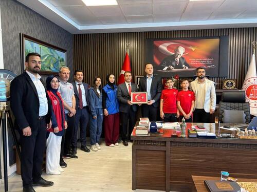 KAHTA'DA GENÇLİK HAFTASI COŞKUSU