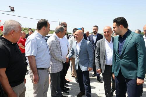 VALİ VAROL'DAN GÖLBAŞI'NDA YENİ İŞLETMEYE DESTEK ZİYARETİ