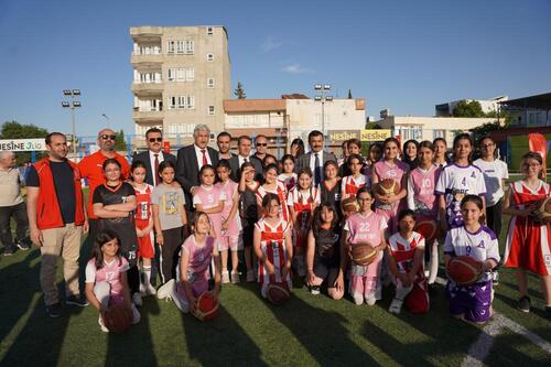 KAHTA'DA 19 MAYIS COŞKUSU: ÖĞRENCİLERDEN UNUTULMAZ GÖSTERİLER