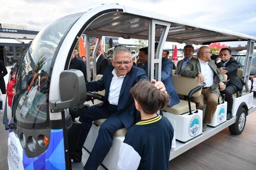 BAŞKAN BÜYÜKKILIÇ, BAKAN ŞİMŞEK’E MUTFAK SANATLARI MERKEZİ’Nİ TANITTI