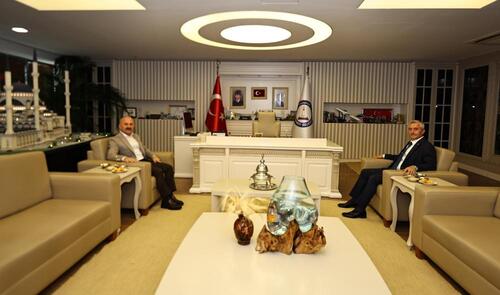 ADIYAMAN VALİSİ DR. OSMAN VAROL’DAN ŞAHİNBEY BELEDİYE BAŞKANI MEHMET TAHMAZOĞLU’NA TEŞEKKÜR ZİYARETİ