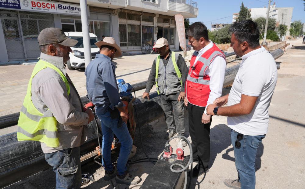 BAŞKAN TUTDERE, YEŞİLYURT MAHALLESİ’NDEKİ ALTYAPI ÇALIŞMALARINI İNCELEDİ