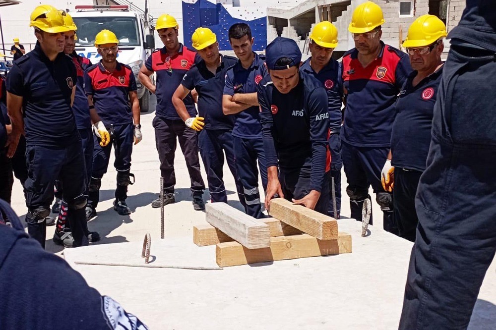 HBB’DEN İTFAİYE PERSONELİNE YÖNELİK EĞİTİM