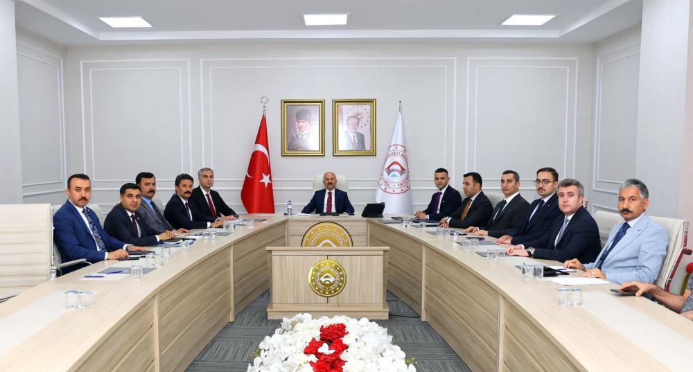 ADIYAMAN’DA KIRSAL KALKINMA VE HAYVAN REFAHI İÇİN DEĞERLENDİRME TOPLANTISI