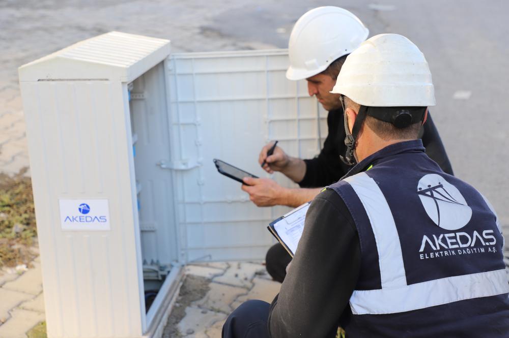 KAHRAMANMARAŞ VE ADIYAMAN KAVRULUYOR: ELEKTRİK TÜKETİMİ REKOR KIRDI