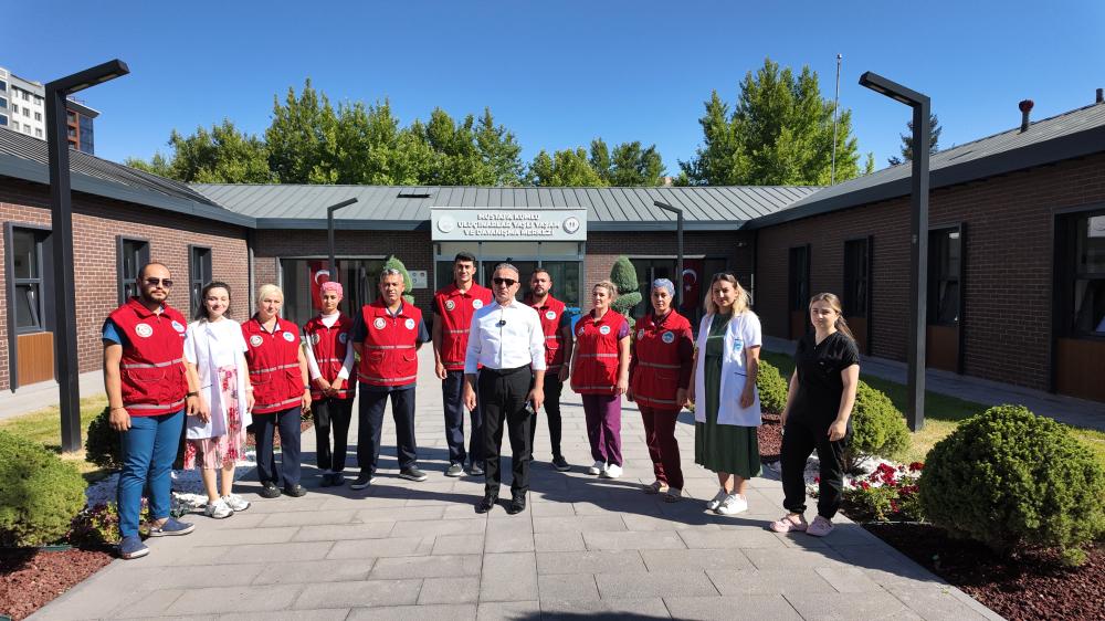 BÜYÜKŞEHİR’İN ULU ÇINARLARA UMUT, EVLERİNE HUZUR OLAN SESSİZ KAHRAMANLARI