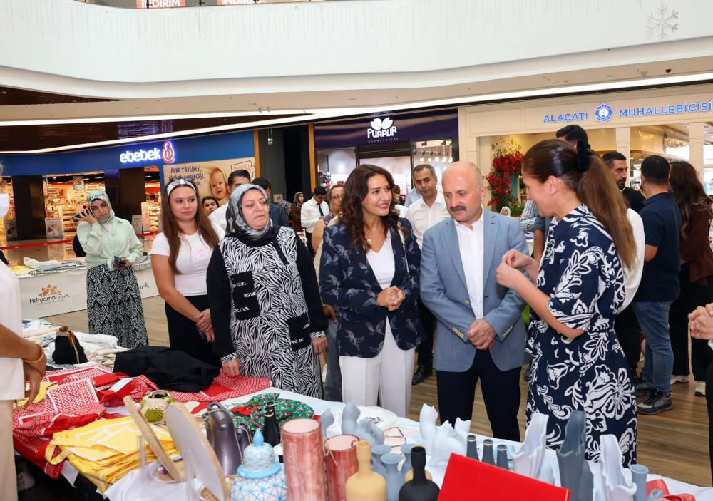 ADIYAMANLI KADINLARIN EL EMEĞİ SERGİSİ BÜYÜK İLGİ GÖRDÜ