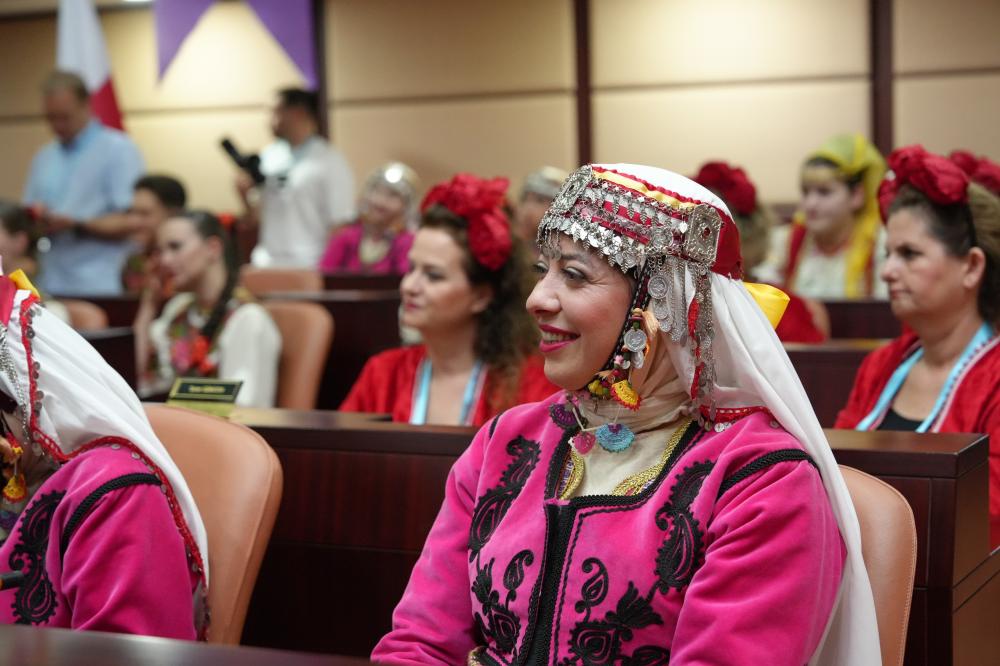 “DÜNYANIN KÜLTÜR ELÇİLERİNİ AĞIRLAMAKTAN GURUR DUYUYORUZ”