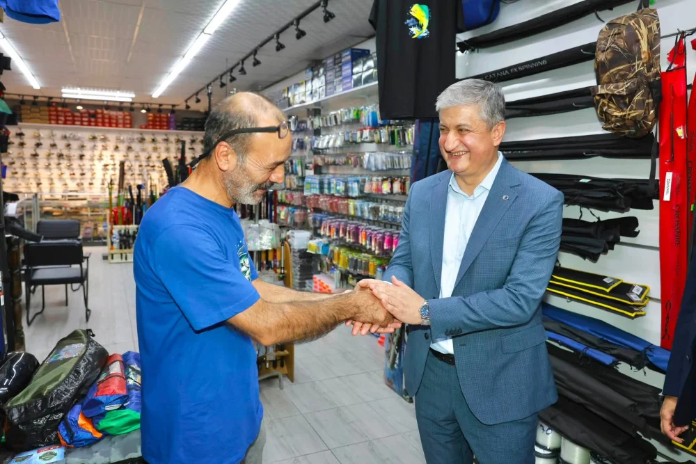 VALİ MUSTAFA YAVUZ SEYHAN'DA ESNAFIMIZI ZİYARET ETTİ