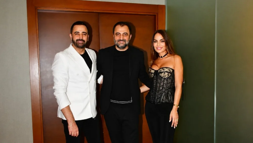 GÖZDE DEMİRBİLEK, DEVRAN İSKENDER AYNI SAHNEDE