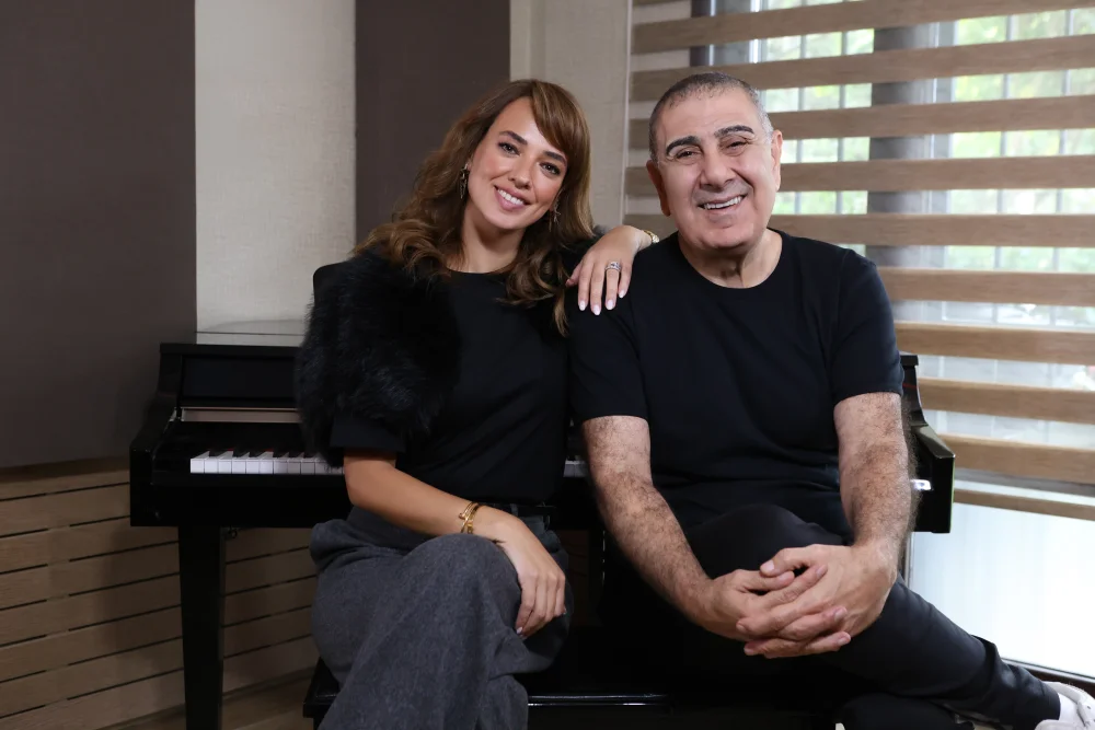 SEDA BAKAN “KÖR AŞIK” İLE MEST EDECEK!