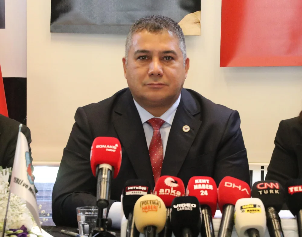 TEOMAN MUTLU: SİYASİ PARTİLER YASASI VE SEÇİM KANUNU ARTIK DEĞİŞMELİDİR