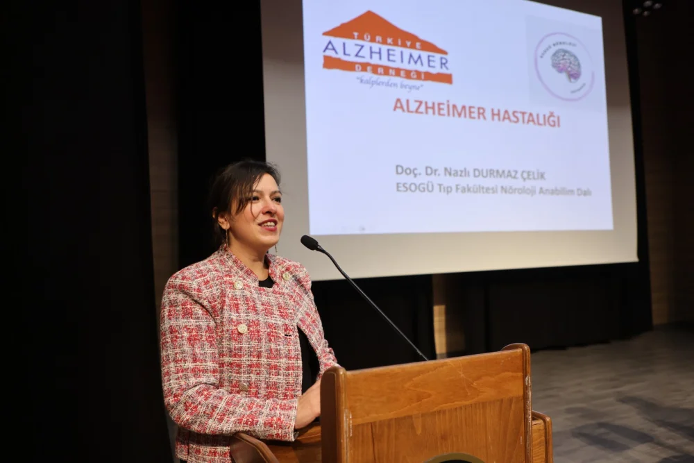 ODUNPAZARI’NDA ALZHEİMER VE DEMANS FARKINDALIĞI SEMİNERİ