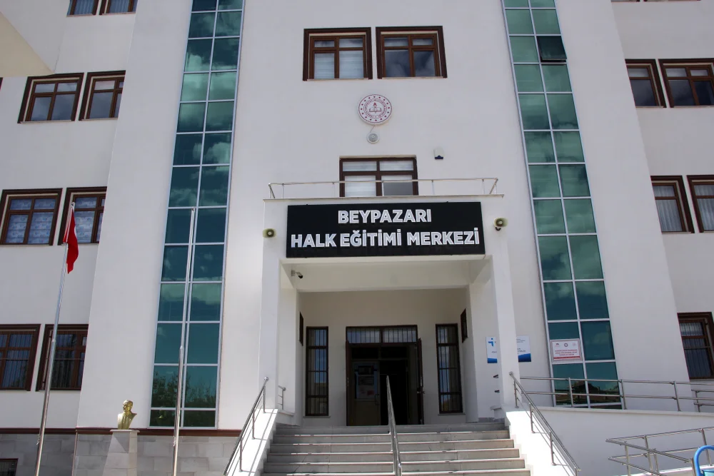 BEYPAZARI HALK EĞİTİM MERKEZİ MÜDÜRLÜĞÜ ÇOK SAYIDA KURS BAŞLATILACAK