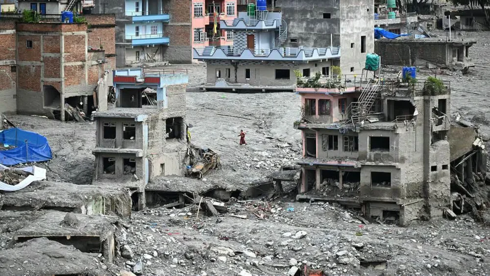TİBET’TE 7 BÜYÜKLÜĞÜNDE DEPREM: 16 ÖLÜ