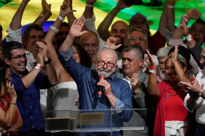 Brezilya'da devlet başkanlığı seçimlerini Luiz Inacio Lula da Silva kazandı